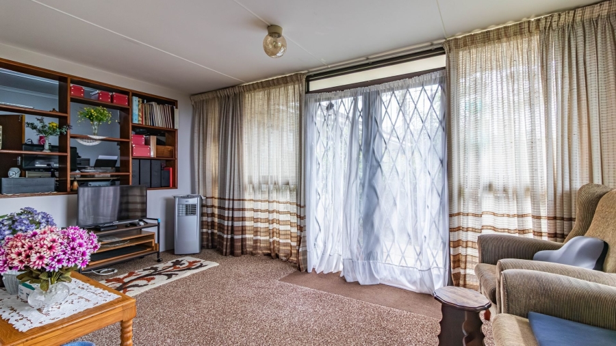 5 Bedroom Property for Sale in Vincent Eastern Cape